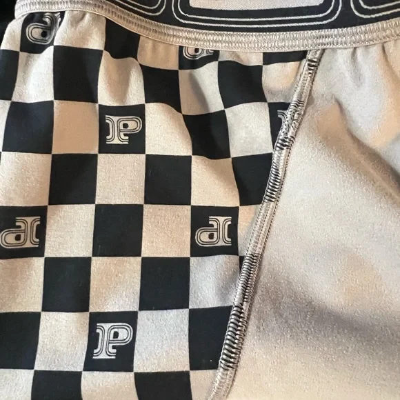 Victorias Secret Pink Active Iced Coffee Checkered Pattern Leggings - Picture 6 of 7